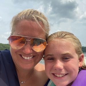 Meet your Posher, Marti